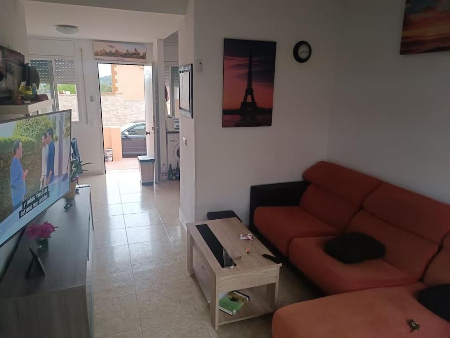 Adosada, Piscina, Familia Y Vacaciones Pobla de Montornés